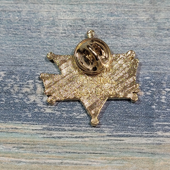 Back to the Future III Badge Pin. - Picture 2 of 6